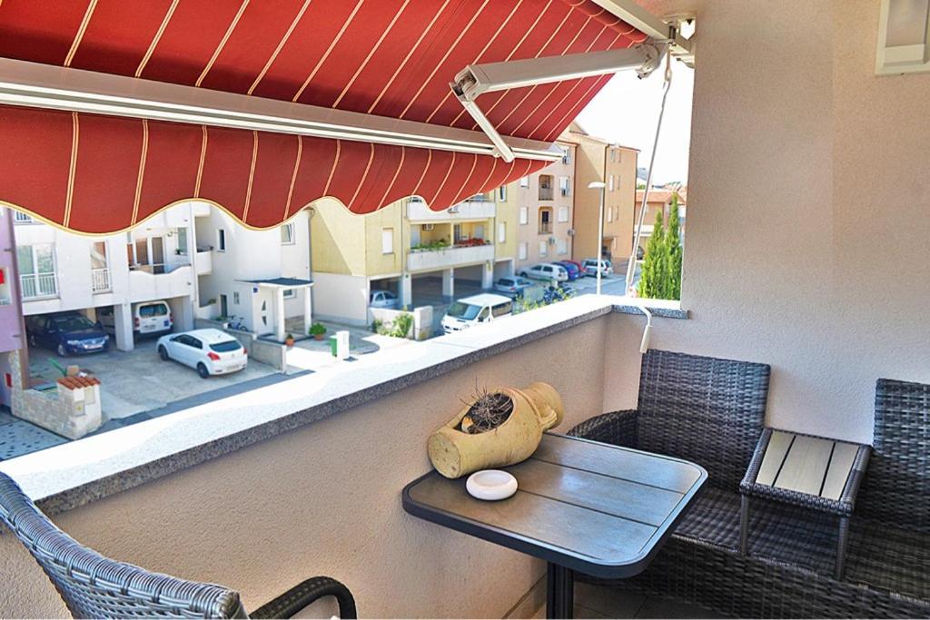 Leona Apartment Pula Exterior photo